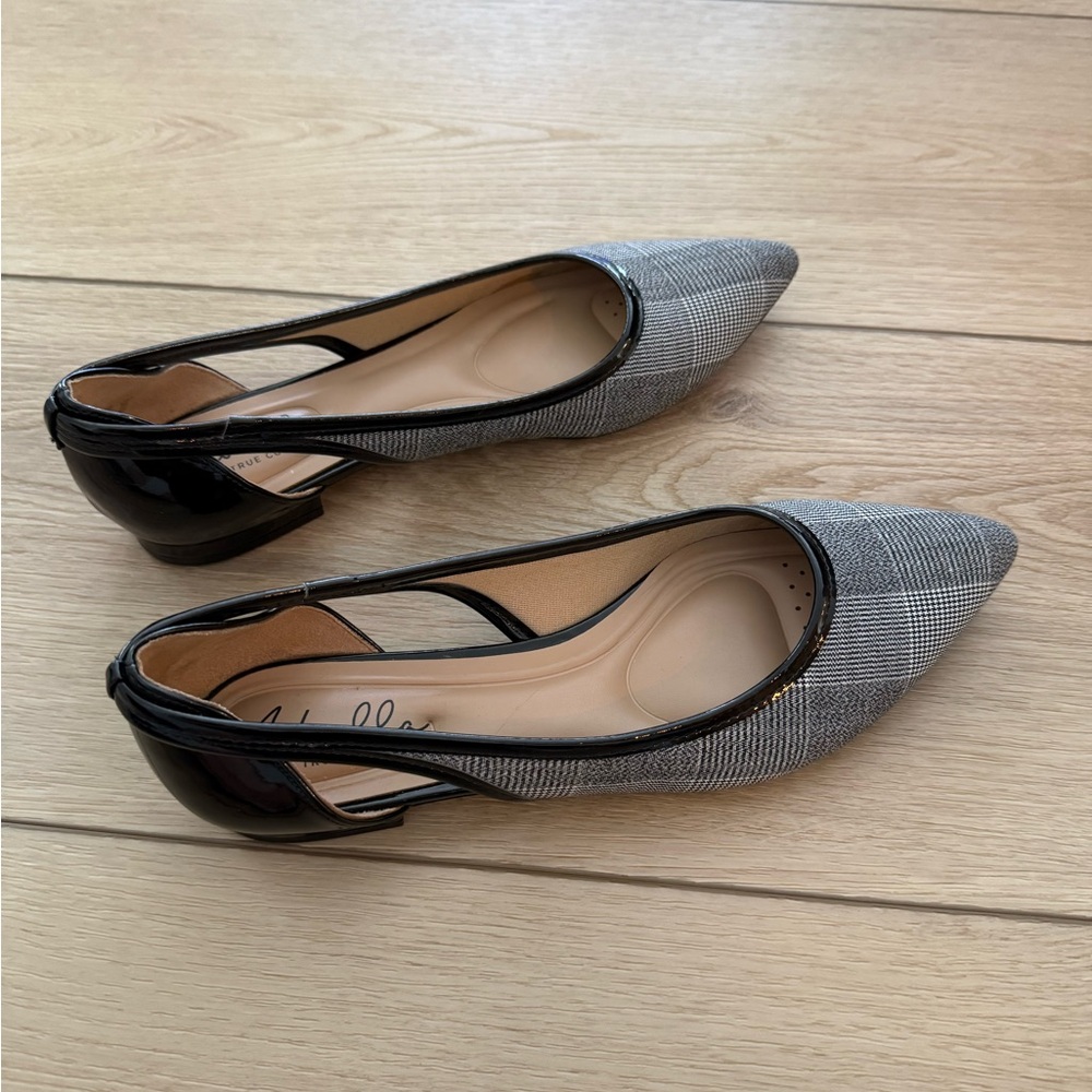 Abella Black and Gray Women's Loafers